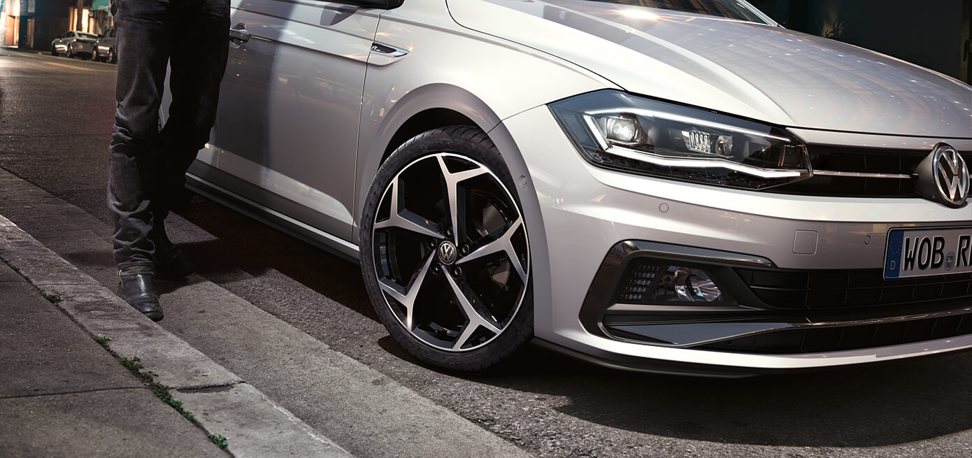 Polo POR4676_4K_1390x654.jpg